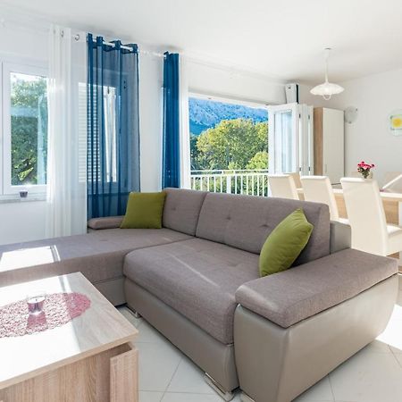 Apartment Mimoza 6, Baska, Krk Esterno foto