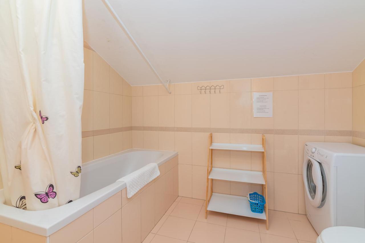 Apartment Mimoza 6, Baska, Krk Esterno foto