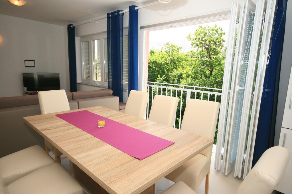 Apartment Mimoza 6, Baska, Krk Esterno foto