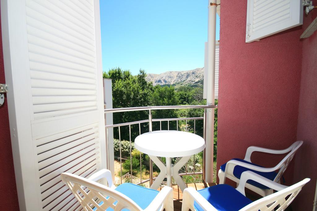 Apartment Mimoza 6, Baska, Krk Esterno foto